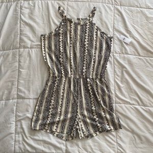 NWT Boho Cream/Black Shorts Jumpsuit Sz XL (14)